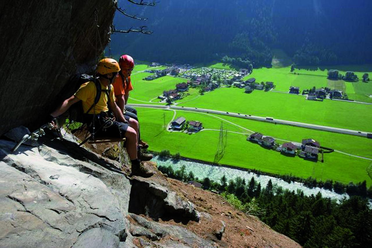 Hostel Chillertal Mayrhofen Exterior photo
