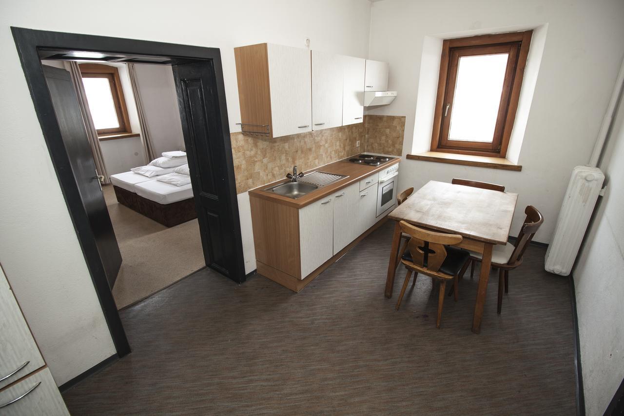 Hostel Chillertal Mayrhofen Room photo